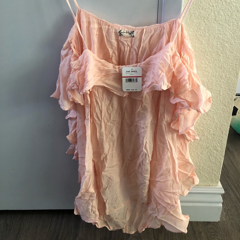 Cute Flowy Free people top NWT, XS
